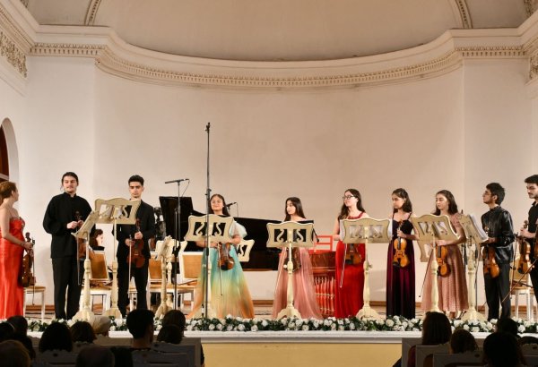 В Баку состоялся концерт в рамках проекта "Симург"