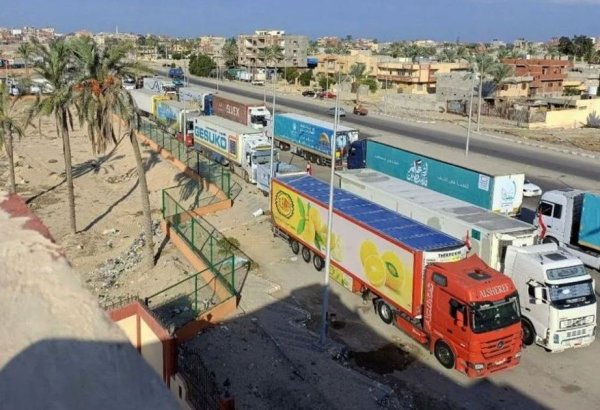 17 грузовиков с помощью для жителей Газы въехали в сектор из Египта