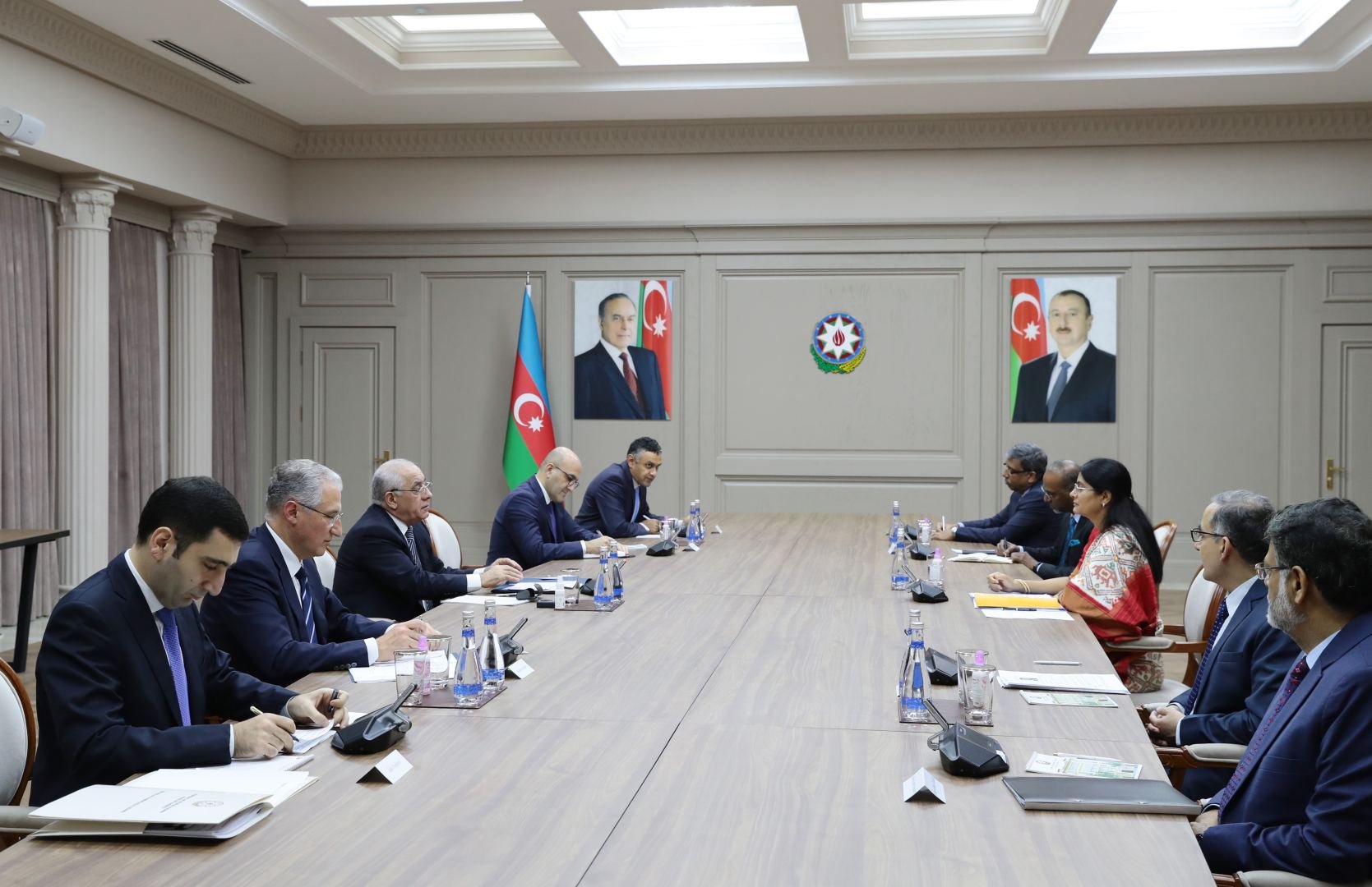Azerbaijani PM, Indian minister look over bilateral development shots