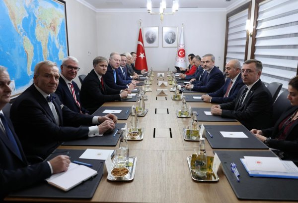 Hakan Fidan Ankarada bir sıra diplomatik görüşlər keçirib