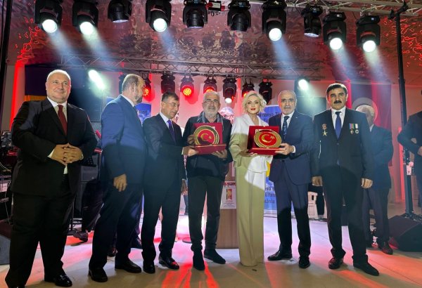 В Румынии представлена коллекция Гюльнары Халиловой Карабах и Тюркский мир – спецприз в честь 100-летия Турецкой Республики (ФОТО)