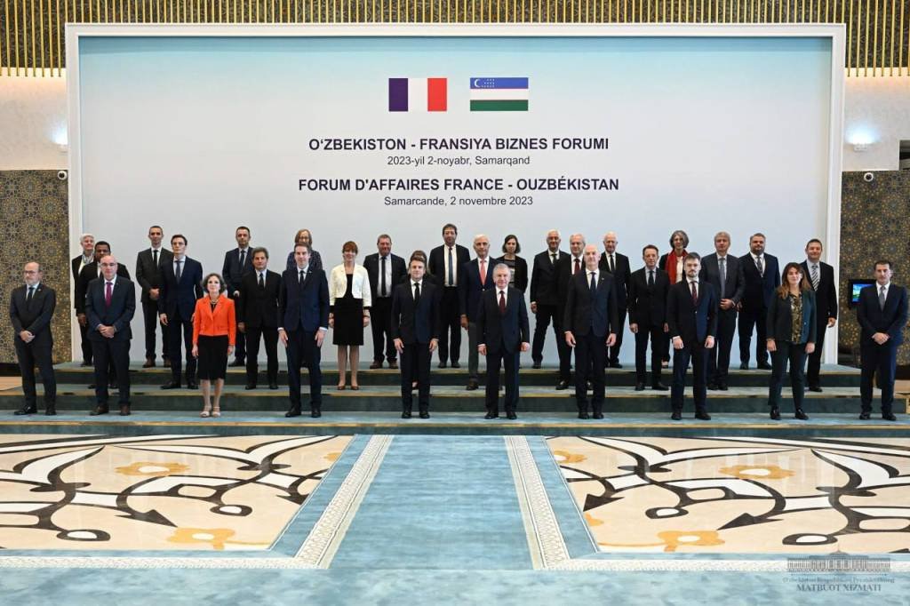 Лидеры Узбекистана и Франции приняли участие в совместном бизнес-форуме
