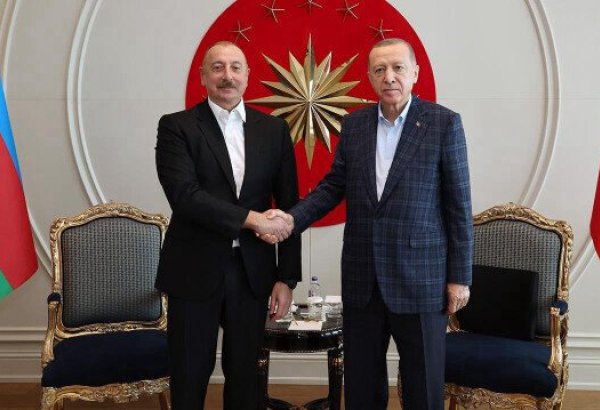Cumhurbaşkanı Erdoğan ile Aliyev Astana'da bir araya geldi