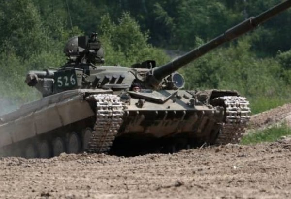Azerbaijani army trains tanks and combat vehicles' crews (VIDEO)