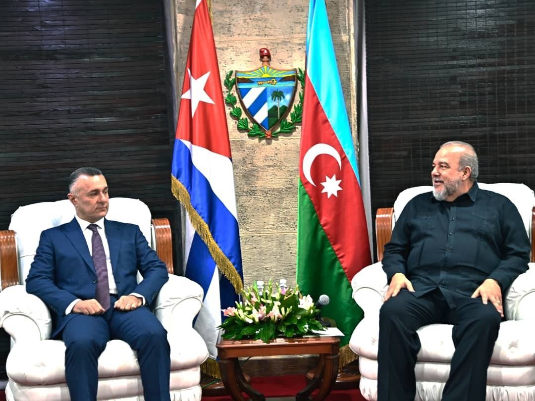 Министр здравоохранения Азербайджана встретился с премьер-министром Кубы