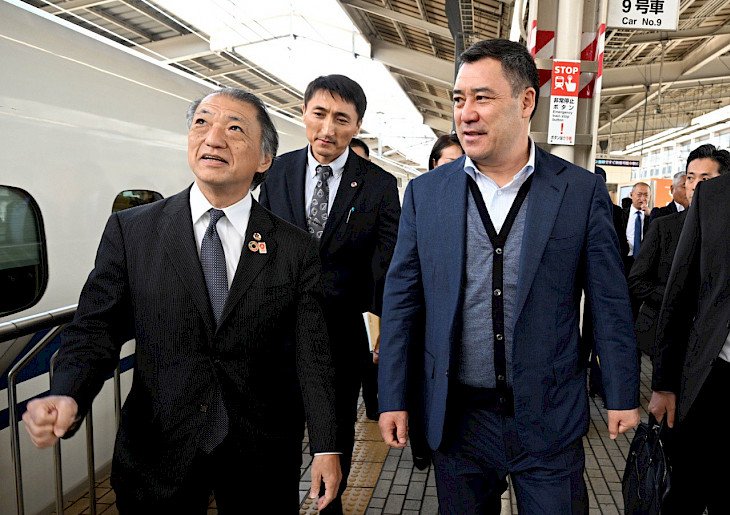 Садыр Жапаров в рамках официального визита прибыл в Киото