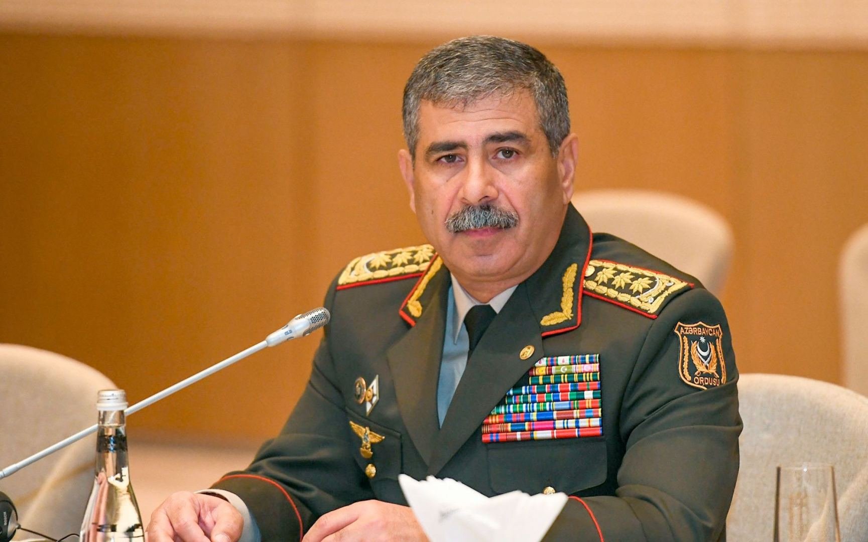 Azerbaijani minister of defense expresses condolences to Uzbek counterpart