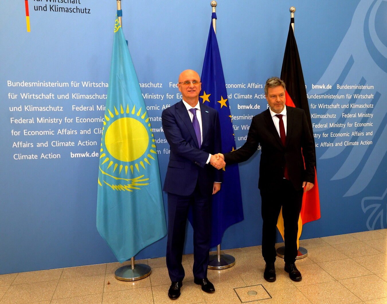 Kazakhstan, Germany Expand Cooperation in Green Energy