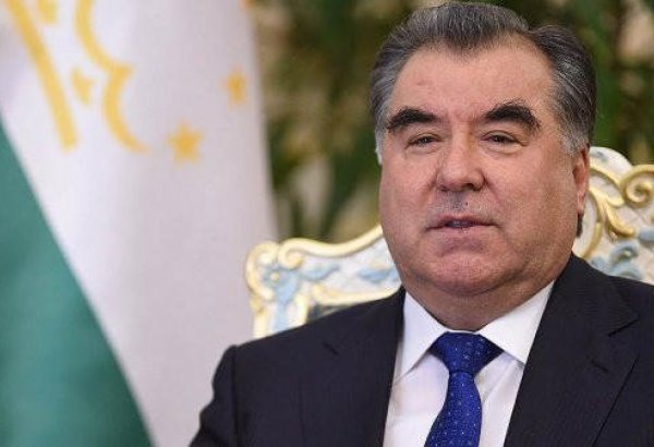Завершился рабочий визит Президента Таджикистана в Азербайджан