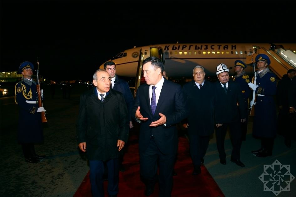 President of Kyrgyzstan arrives in Azerbaijan for working visit