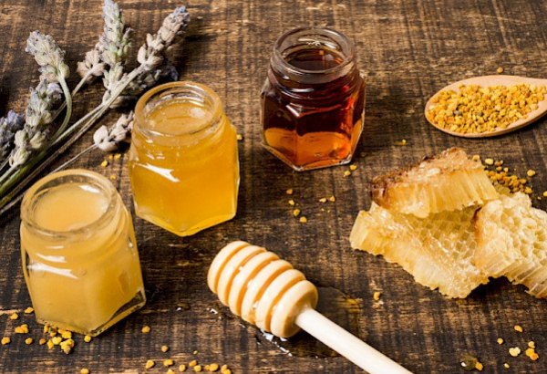 Кыргызский мед признан самым инновационным продуктом на выставке в Абу-Даби