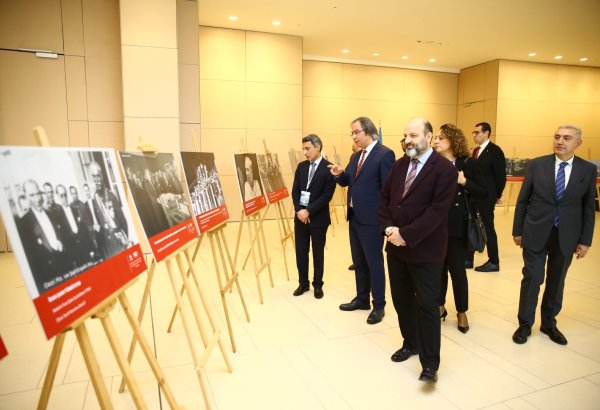 Azerbaycan'da, "Türkiye'nin Uzun Hikayesi: Cumhuriyet'in ilk Yüzyılı" fotoğraf sergisi açıldı