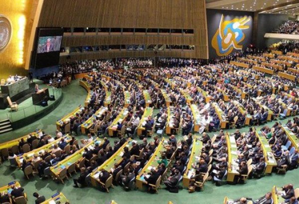 BM Genel Kurulu Gazze'de acilen insani ateşkes istenilen karar tasarısını 153 oyla kabul etti