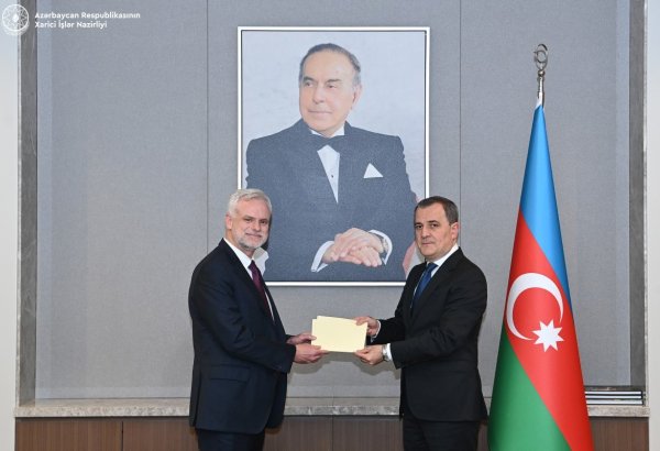 New US ambassador to Azerbaijan presents copy of credentials to foreign minister