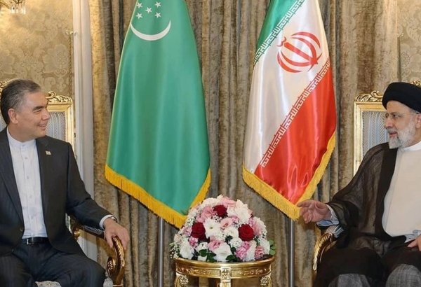 Türkmenistan, İran ile çok yönlü ilişkilerin geliştirilmesine büyük önem veriyor
