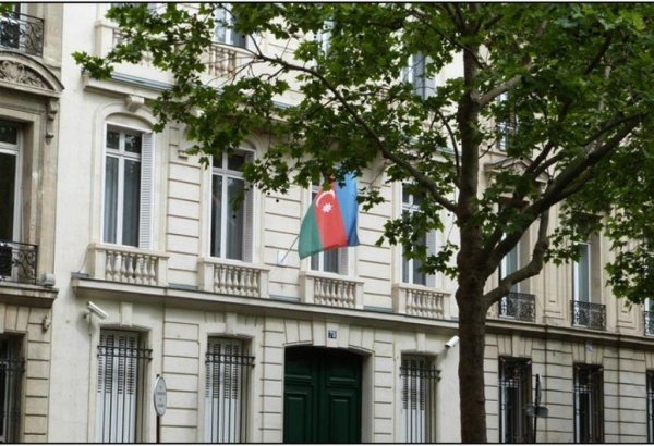 Посольство Азербайджана во Франции обратилось к соотечественникам в связи с президентскими выборами
