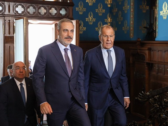 Türkiye wants diplomatic solution to Ukraine war: Fidan to Lavrov