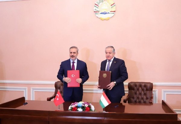 Türkiye and Tajikistan sign Cooperation Program for 2024-2026