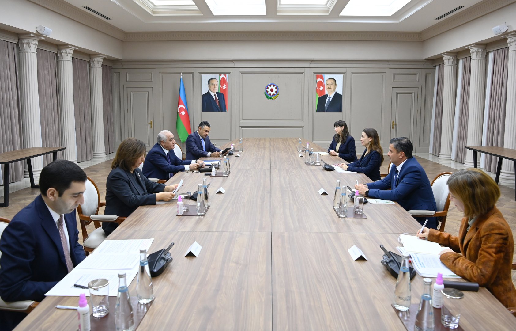 Azerbaijani Prime Minister meets with UNICEF Regional Director