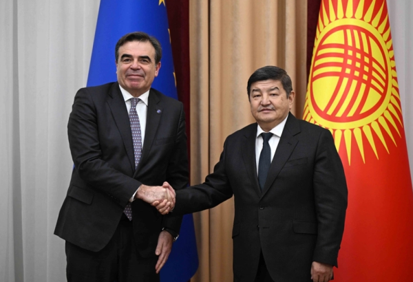 Avrupa Komisyonu Başkan Yardımcısı Schinas, Tacikistan’da temaslarda bulundu