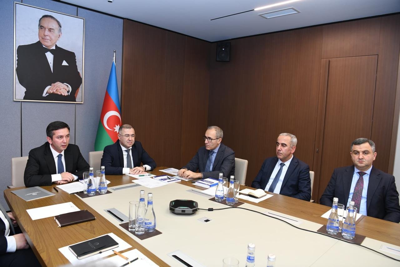 Azerbaijani Foreign Ministry sets up polling working group and headquarters overseas