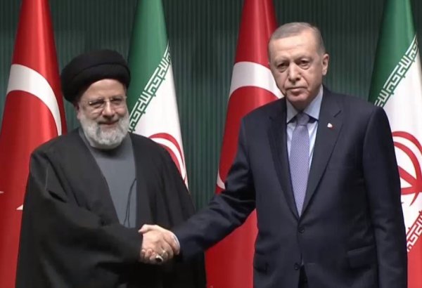 Президенты Турции и Ирана провели обмен мнениями по ряду вопросов