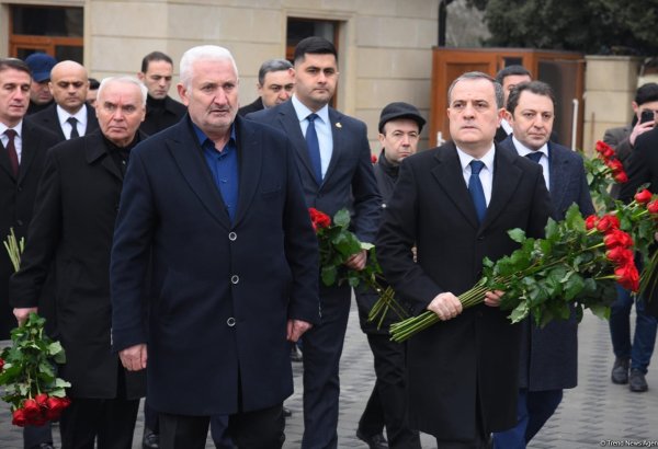Azerbaijani Foreign Minister visited grave of martyr Orkhan Asgarov