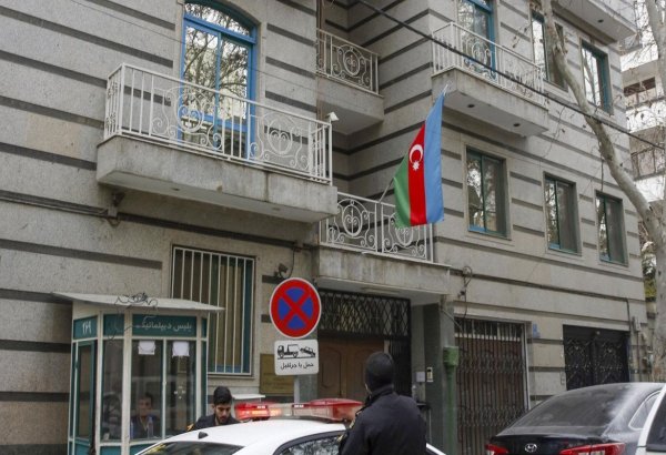 Azerbaijan sets prerequisites for reinstatement of embassy's activity in Iran