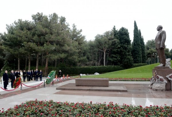 MP Akar attends grave of great leader Heydar Aliyev, Alley of Martyrs, Turkish Martyrs' Memorial