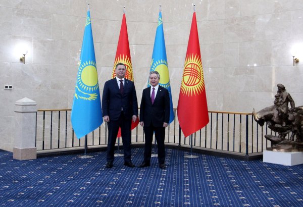 Kırgızistan ve Kazakistan Dışişleri Bakanları Bişkek'te bir araya geldi