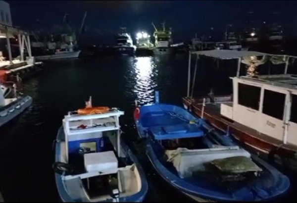 İzmirdə balıqçı qayığının batması ilə üç nəfər ölüb