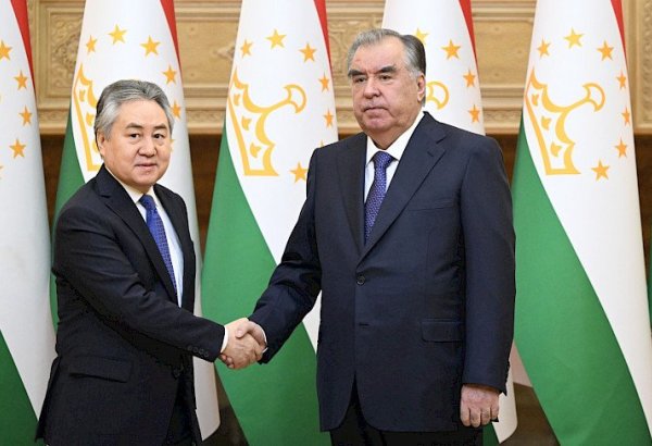 Qırğızıstan XİN rəhbəri ilə Tacikistan prezidenti arasında görüş keçirilib