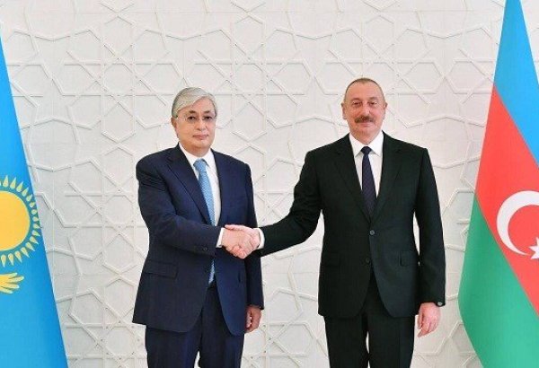 Kazakistan Cumhurbaşkanı Tokayev, Azerbaycan Cumhurbaşkanı Aliyev'i tebrik etti