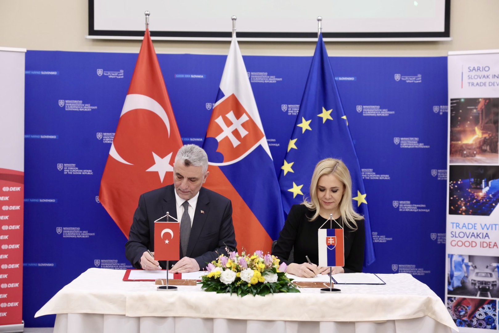 Türkiyə ilə Slovakiya arasında iqtisadi protokol imzalanıb