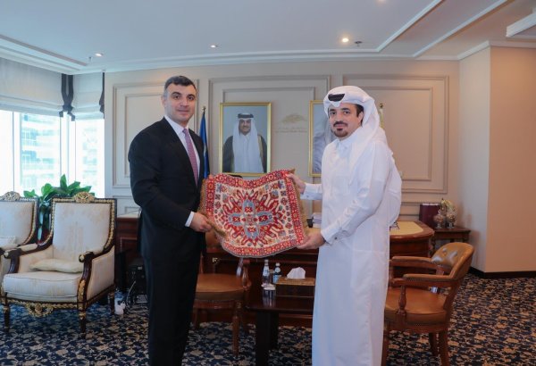 Азербайджан и Катар обсудили развитие рынка ценных бумаг