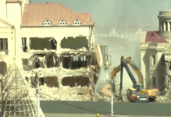 В Ханкенди снесены здания преступлений и вымогательств