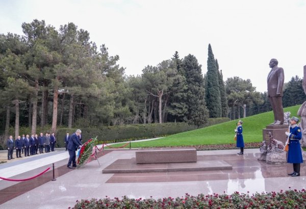 President of Kazakhstan Kassym-Jomart Tokayev visits grave of Great Leader Heydar Aliyev