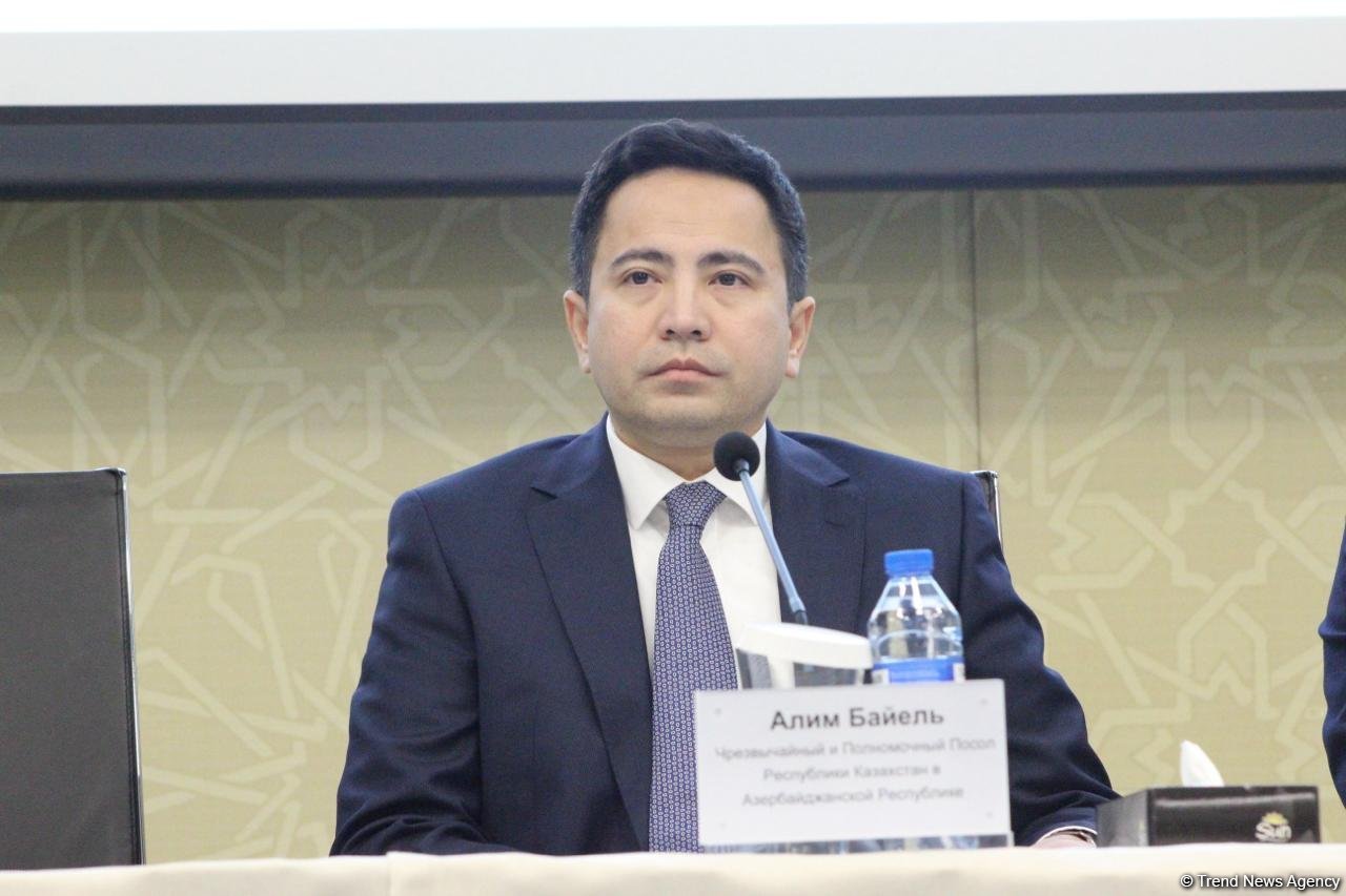 Казахстан и Азербайджан реализуют проекты глобальной величины - посол