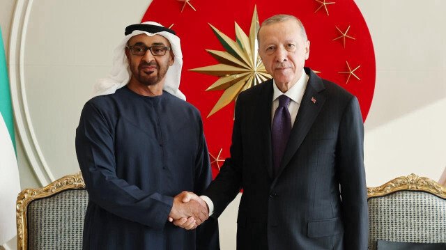 Cumhurbaşkanı Erdoğan BAE Devlet Başkanı Nahyan ile görüştü: Türkiye'ye davet etti