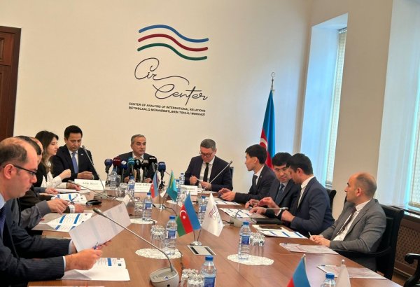 Казахстан не только на словах, но и на практике поддержал территориальную целостность Азербайджана - Фарид Шафиев