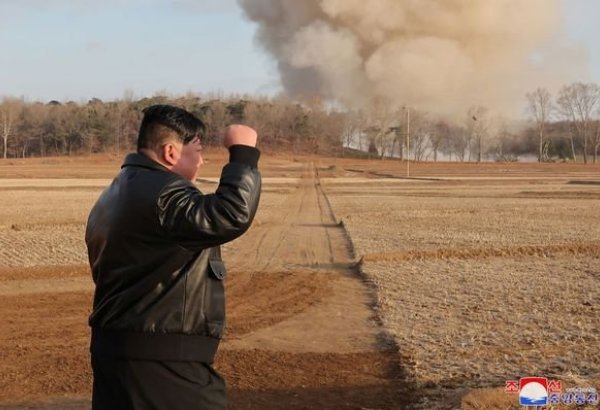 Şimali Koreya lideri yeni orta mənzilli hipersəs raketinin mühərrik sınaqdan keçirib