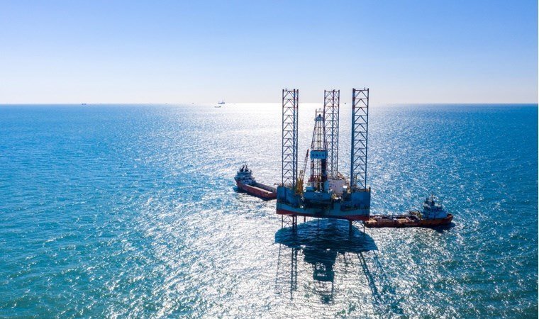 Çinin Bohay dənizində böyük neft ehtiyatı aşkarlanıb