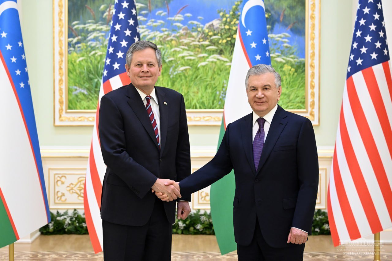Uzbekistan, US moot international and regional matters
