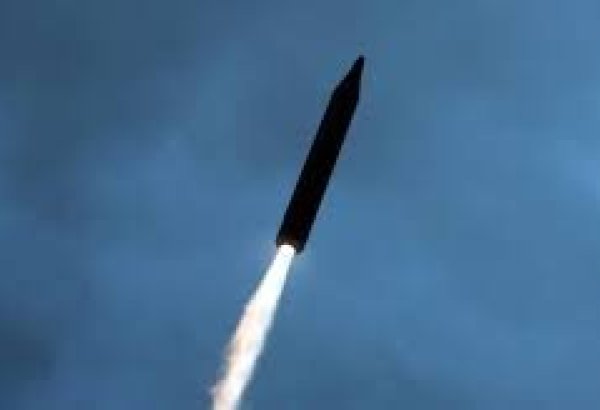 Şimali Koreya yeni hipersonik ballistik raketi sınaqdan keçirib