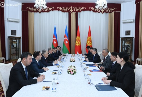 Между Азербайджаном и Кыргызстаном имеется широкий потенциал сотрудничества в рамках Среднего коридора - Джейхун Байрамов