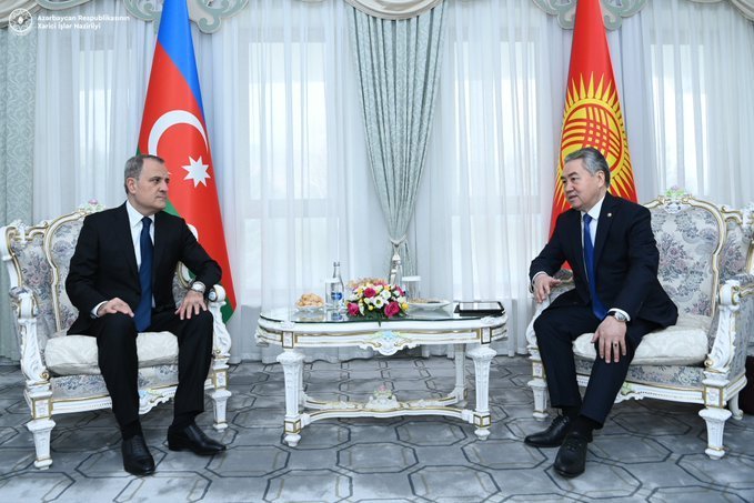 Azerbaijani FM meets with his counterpart in Kyrgyzstan