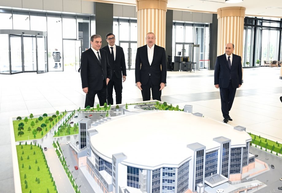 Президент Ильхам Алиев принял участие в открытии Гянджинского дворца спорта