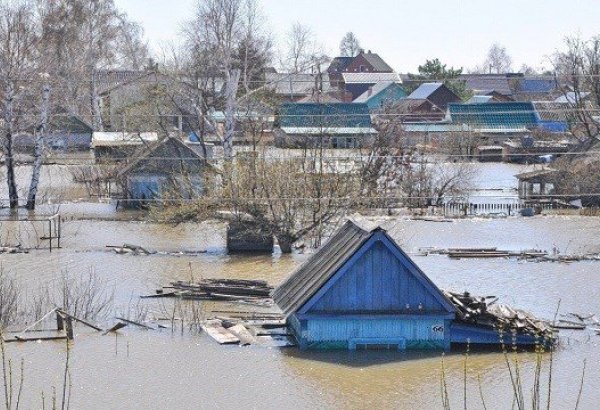 Kazakistan'da sel bölgelerinden tahliye edilenlerin sayısı 111 bini aştı