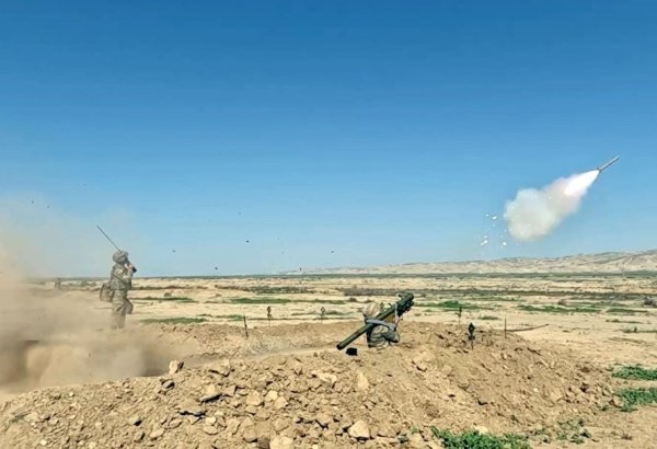 Azerbaijani air defense units conduct tactical live-fire drills