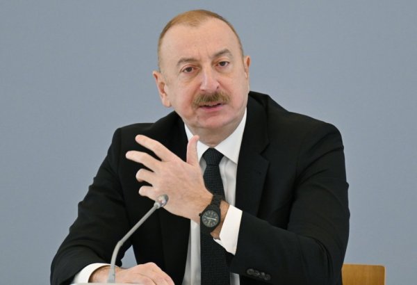Президент Ильхам Алиев: Мы видим, что закрытие сухопутных границ укрепляет безопасность в Азербайджане
